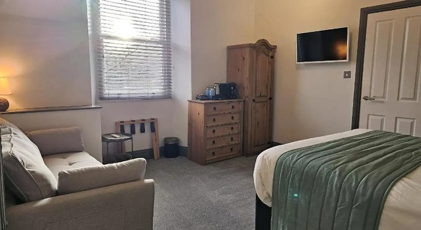 Compston House American Style B & B ROOM_EXAMPLE