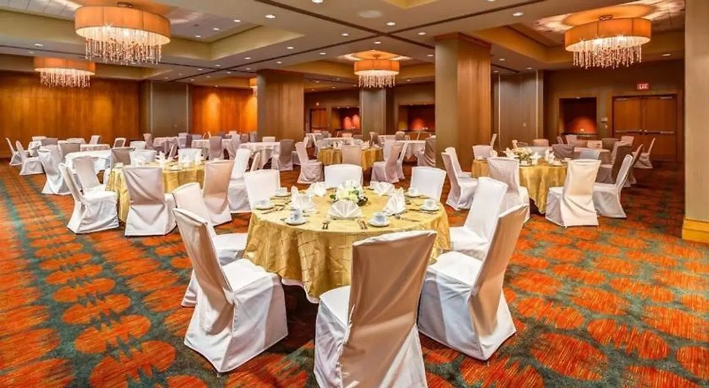 Embassy Suites by Hilton Houston-Energy Corridor Restaurant