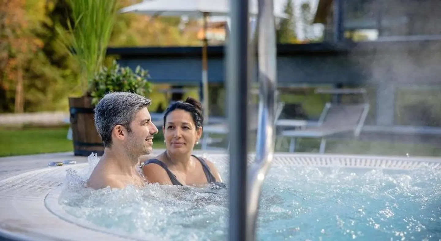 Wellness Hotel Stoos OUTDOOR_POOL