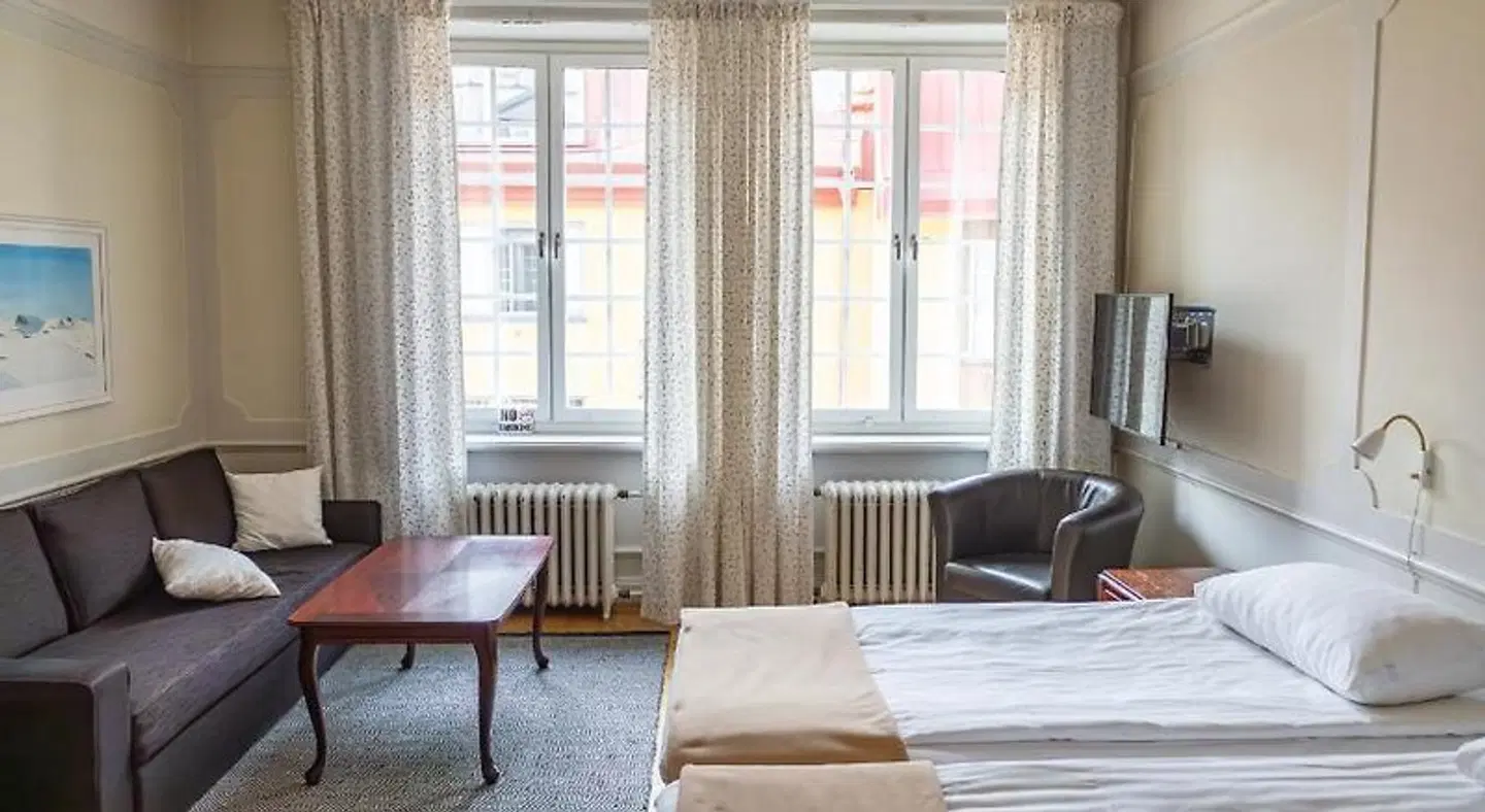 Emma ROOM_EXAMPLE