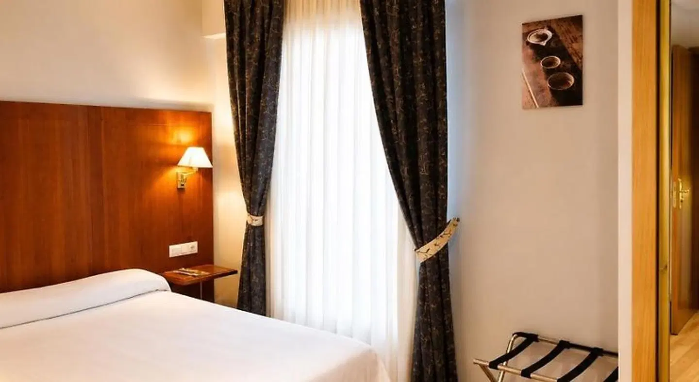 Hotel Hispania ROOM_EXAMPLE