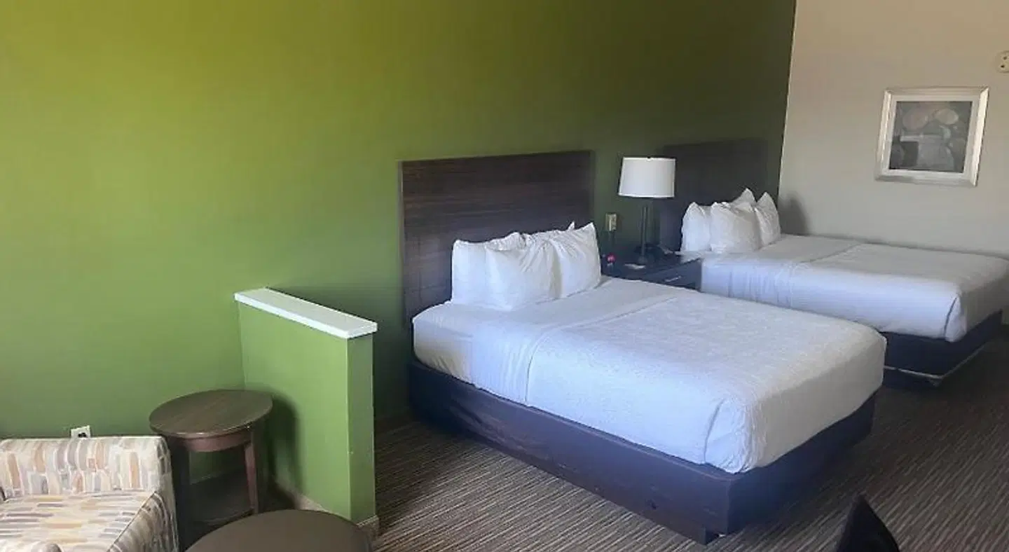 Quality Inn & Suites Mountain Home North ROOM_EXAMPLE