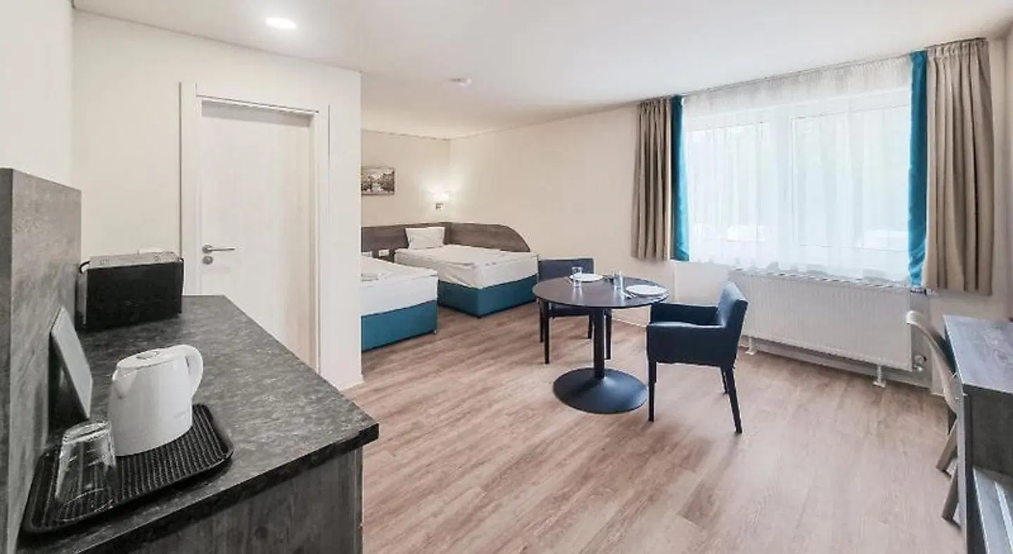 Terminal Park MOTEL ROOM_EXAMPLE