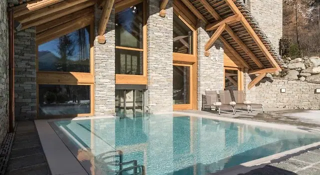Alagna Experience Resort Hallenbad