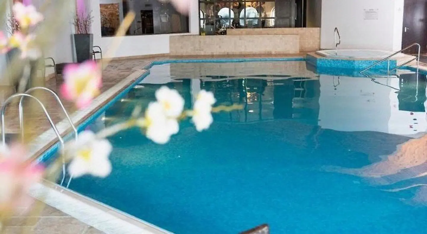 Bryn Meadows Golf, Hotel & Spa Hallenbad
