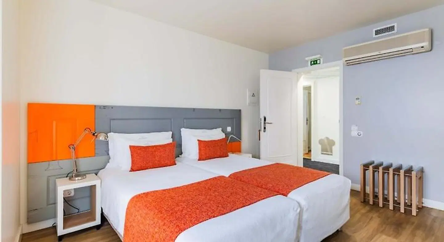 Porta da Arrábida Hostel & Suites ROOM_EXAMPLE