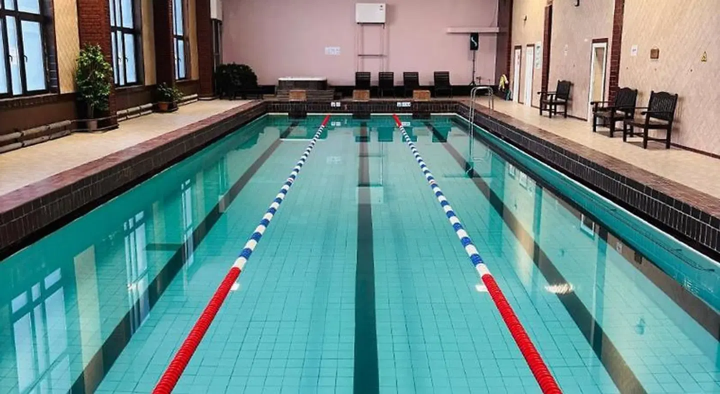 Olimpija Hotel Hallenbad