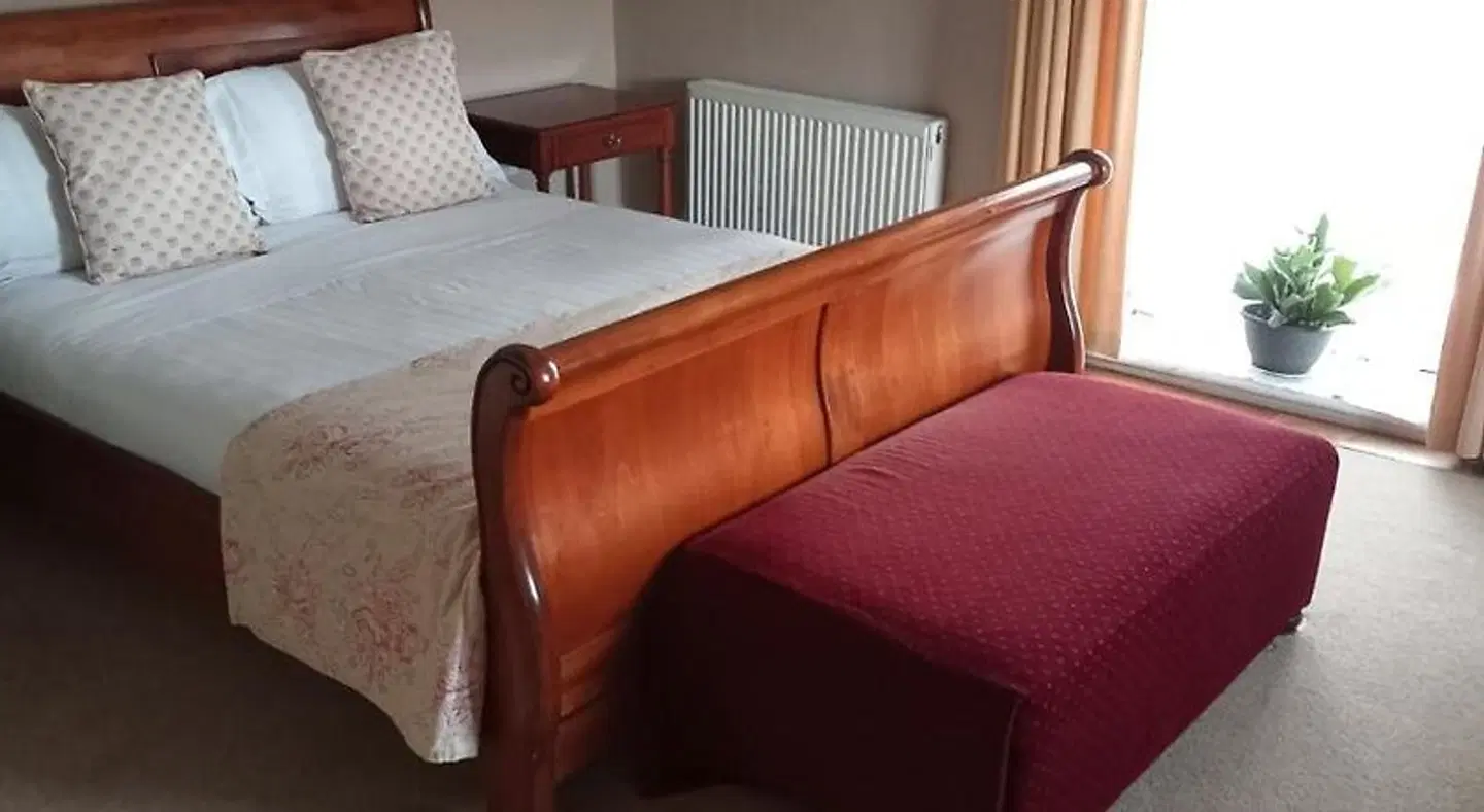 Meath Arms Country Inn ROOM_EXAMPLE