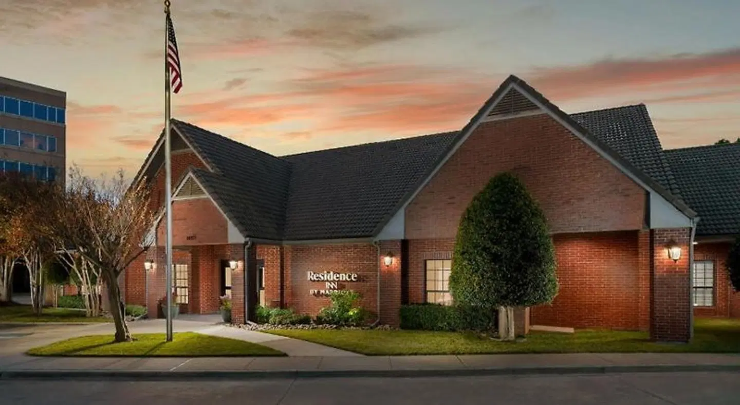 Residence Inn by Marriott Dallas Addison/Quorum Drive EXTERIOR