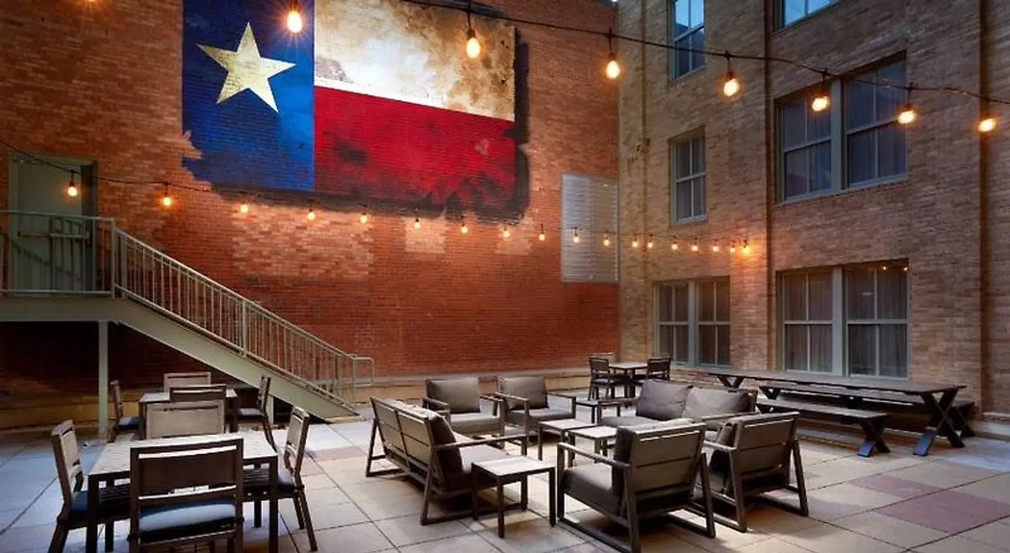 Courtyard by Marriott Fort Worth Downtown/Blackstone Restaurant