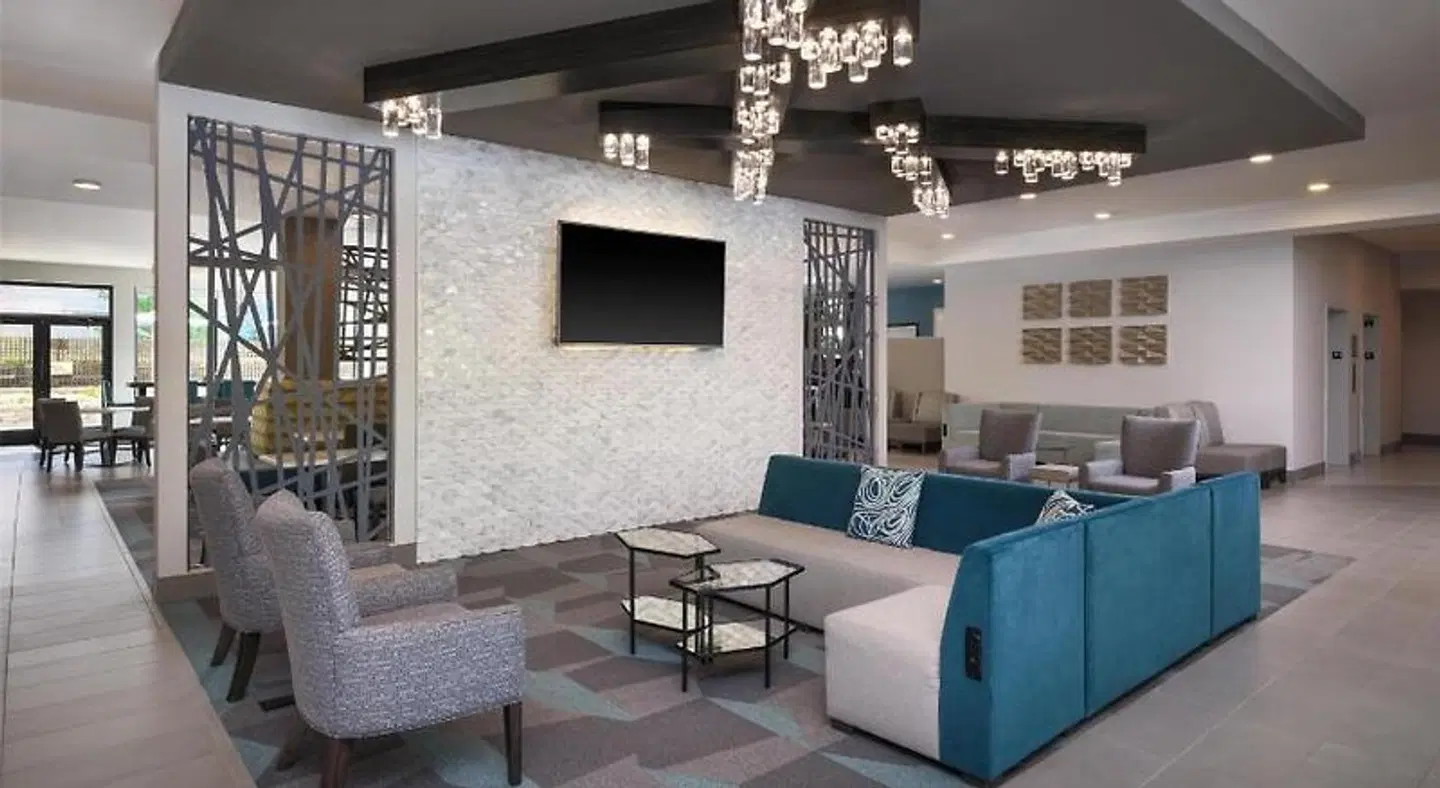 Best Western Premier Hotel at Fisher's Landing LOUNGE_LOBBY
