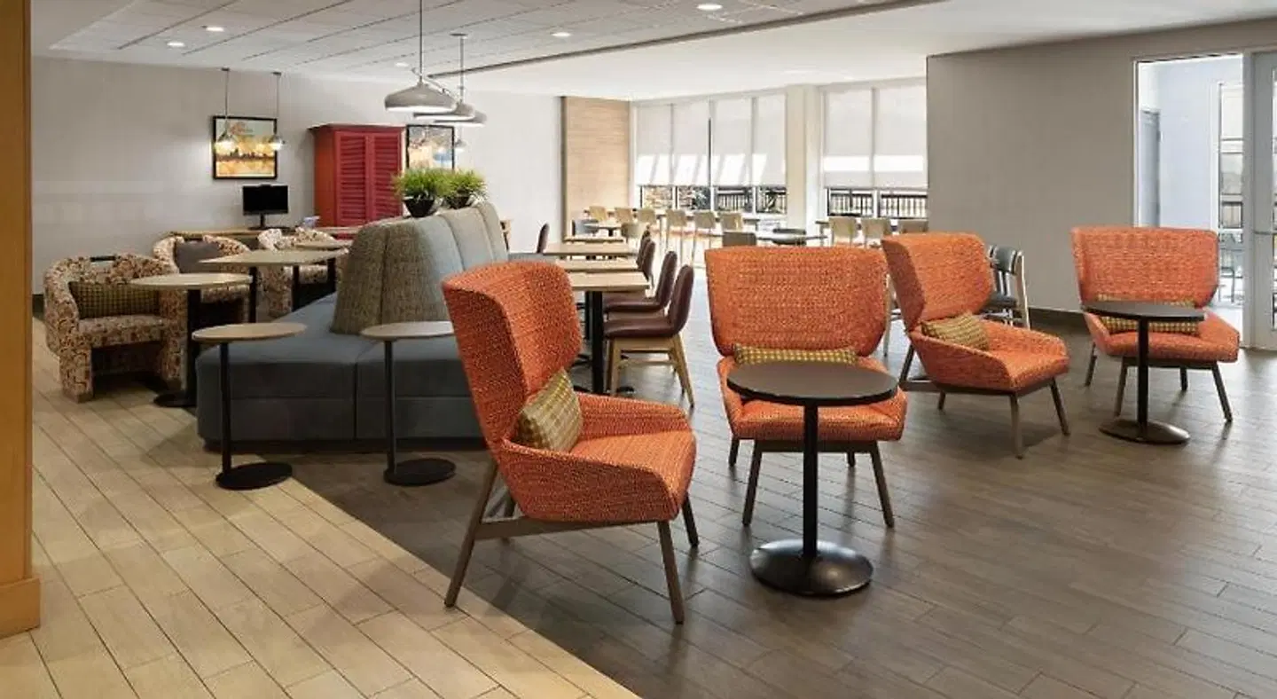 Home2 Suites by Hilton Meridian LOUNGE_LOBBY