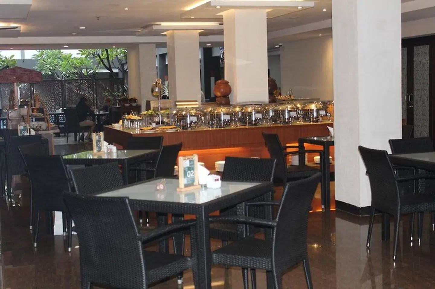 Santika Kuta Bar