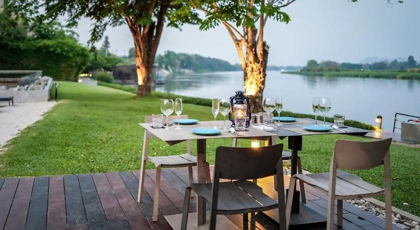 Cross River Kwai Terrasse