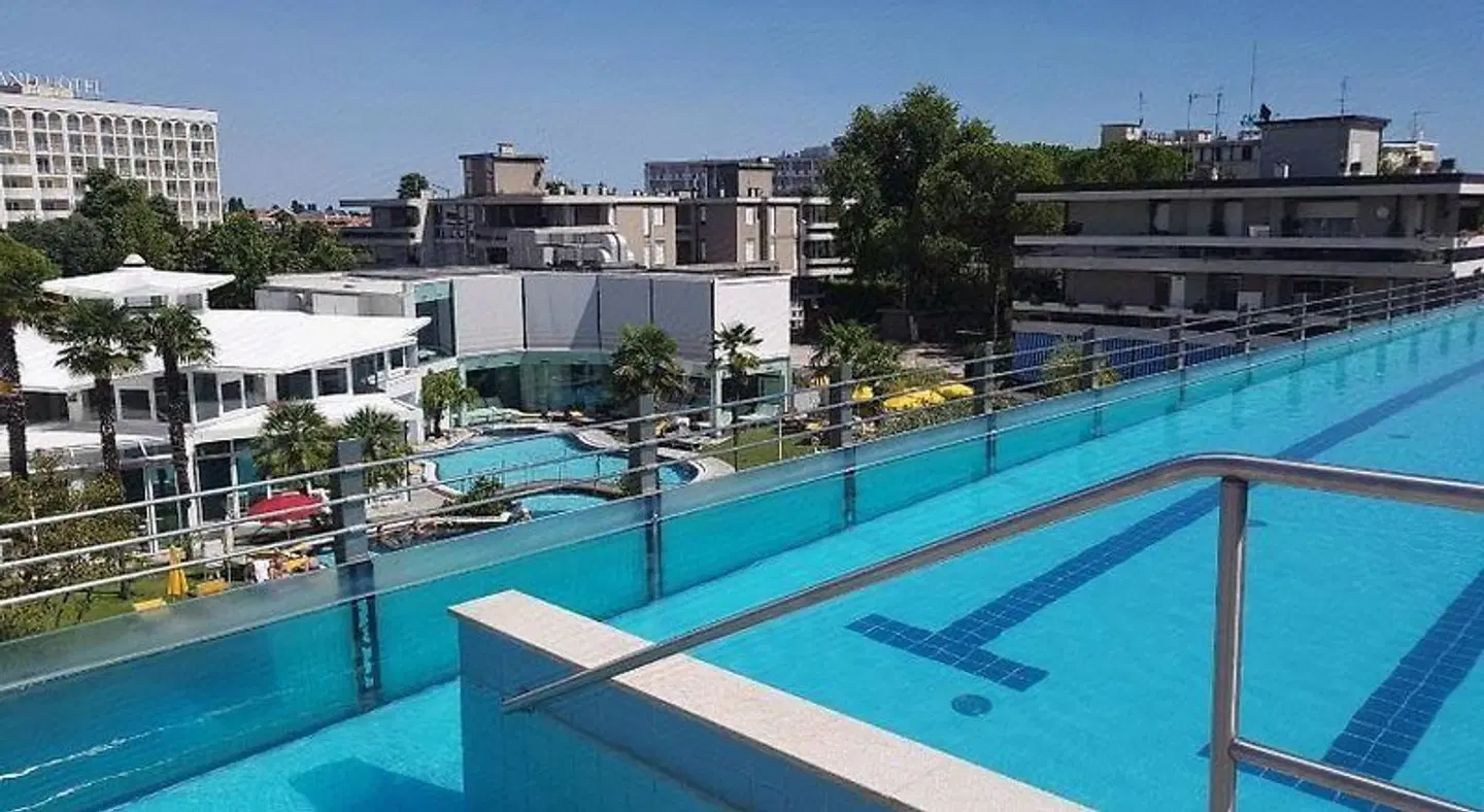 Panoramic Hotel Plaza OUTDOOR_POOL
