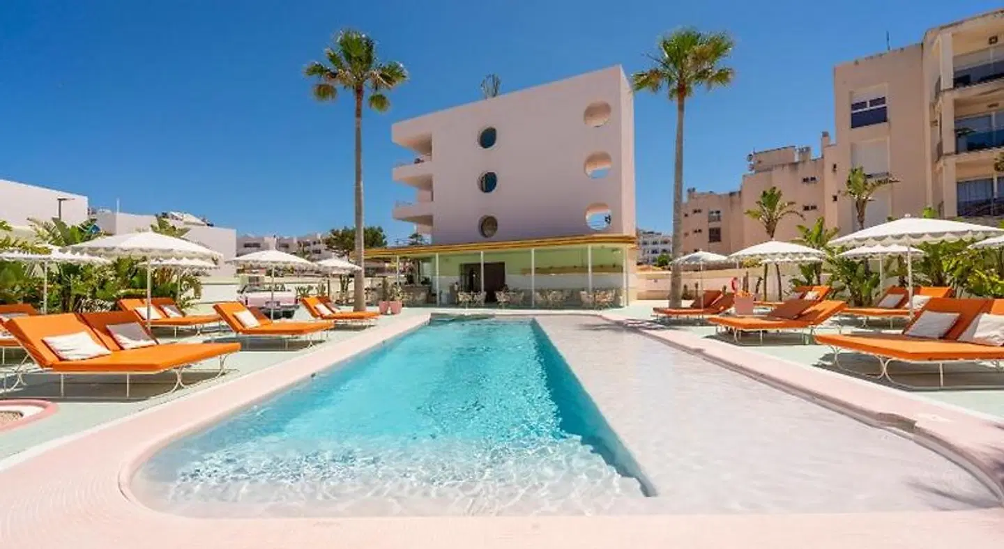 Grand Paradiso Ibiza OUTDOOR_POOL