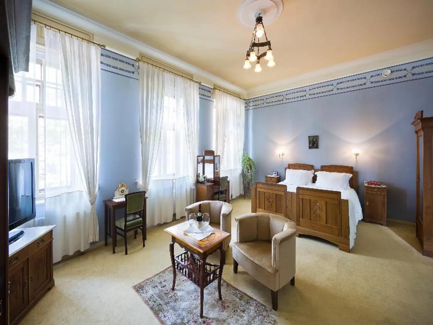 Ammende Villa Hotel & Restaurant ROOM_EXAMPLE