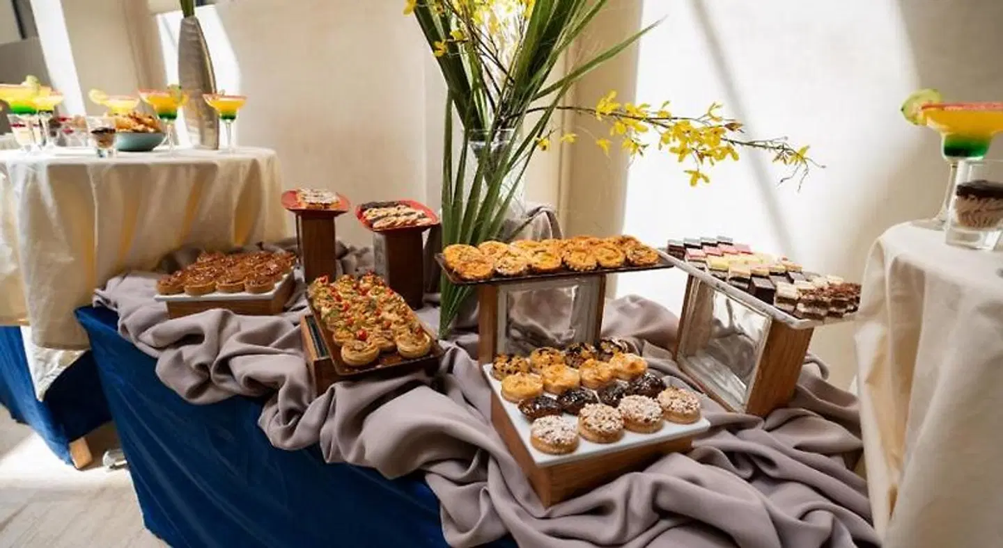 Wazo Hotel Restaurant