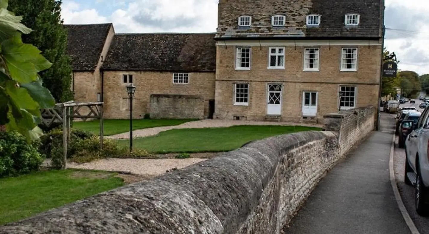 The Haycock EXTERIOR