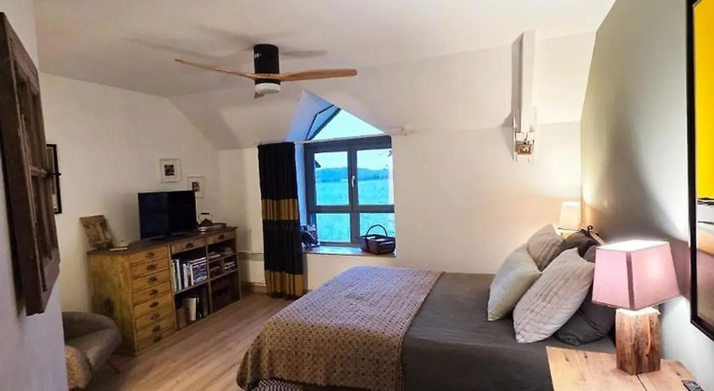 La Ligne ROOM_EXAMPLE