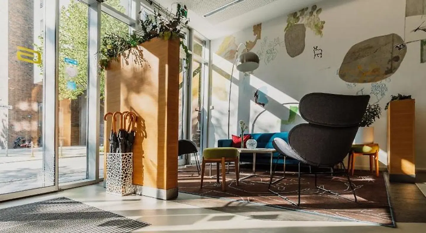 Grimm's LOUNGE_LOBBY
