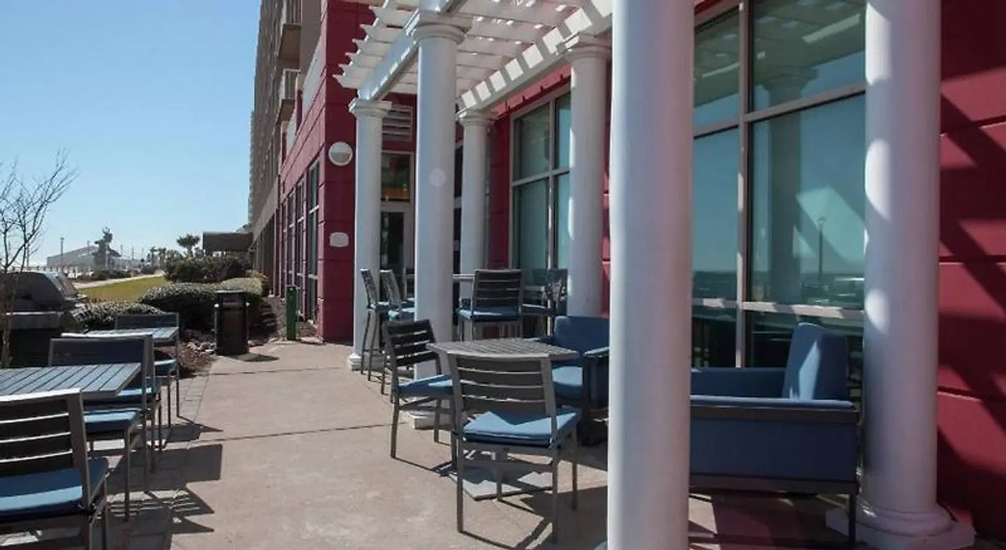 Residence Inn by Marriott Virginia Beach Oceanfront Terrasse