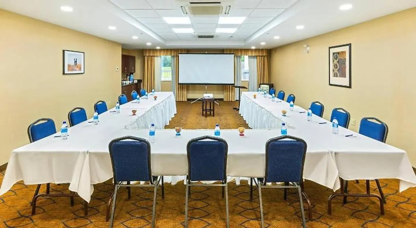 Comfort Inn & Suites Konferenz