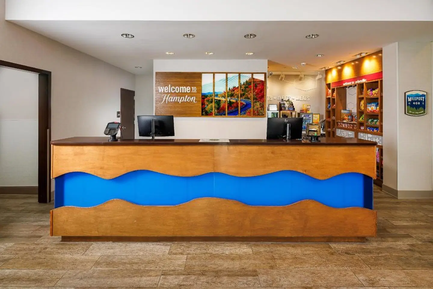 Hampton Inn & Suites Asheville Biltmore Village LOUNGE_LOBBY