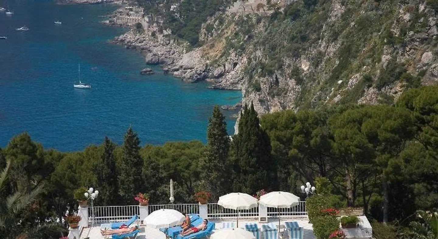 Villa Brunella OUTDOOR_POOL
