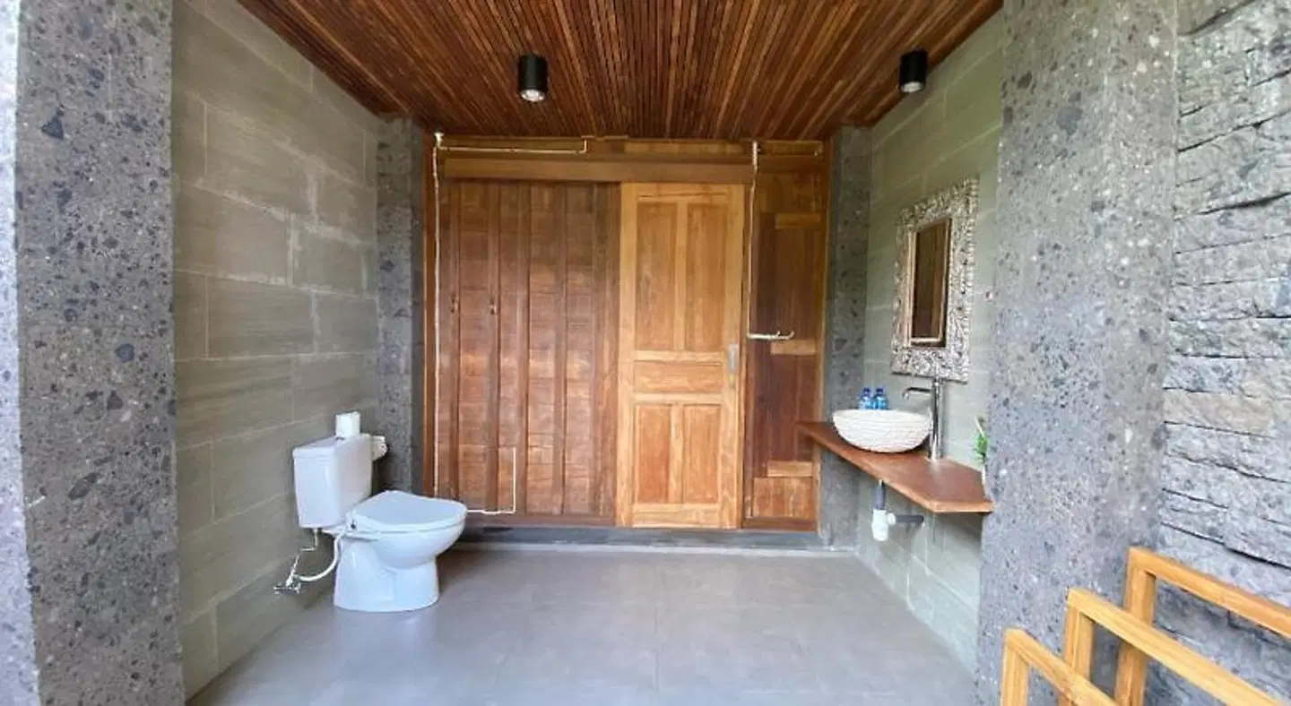 Kubu Sakian Villa Badezimmer