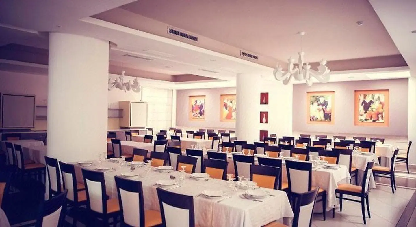 Fini Restaurant