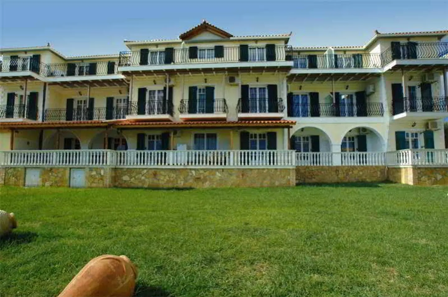 Herodotos Studios EXTERIOR