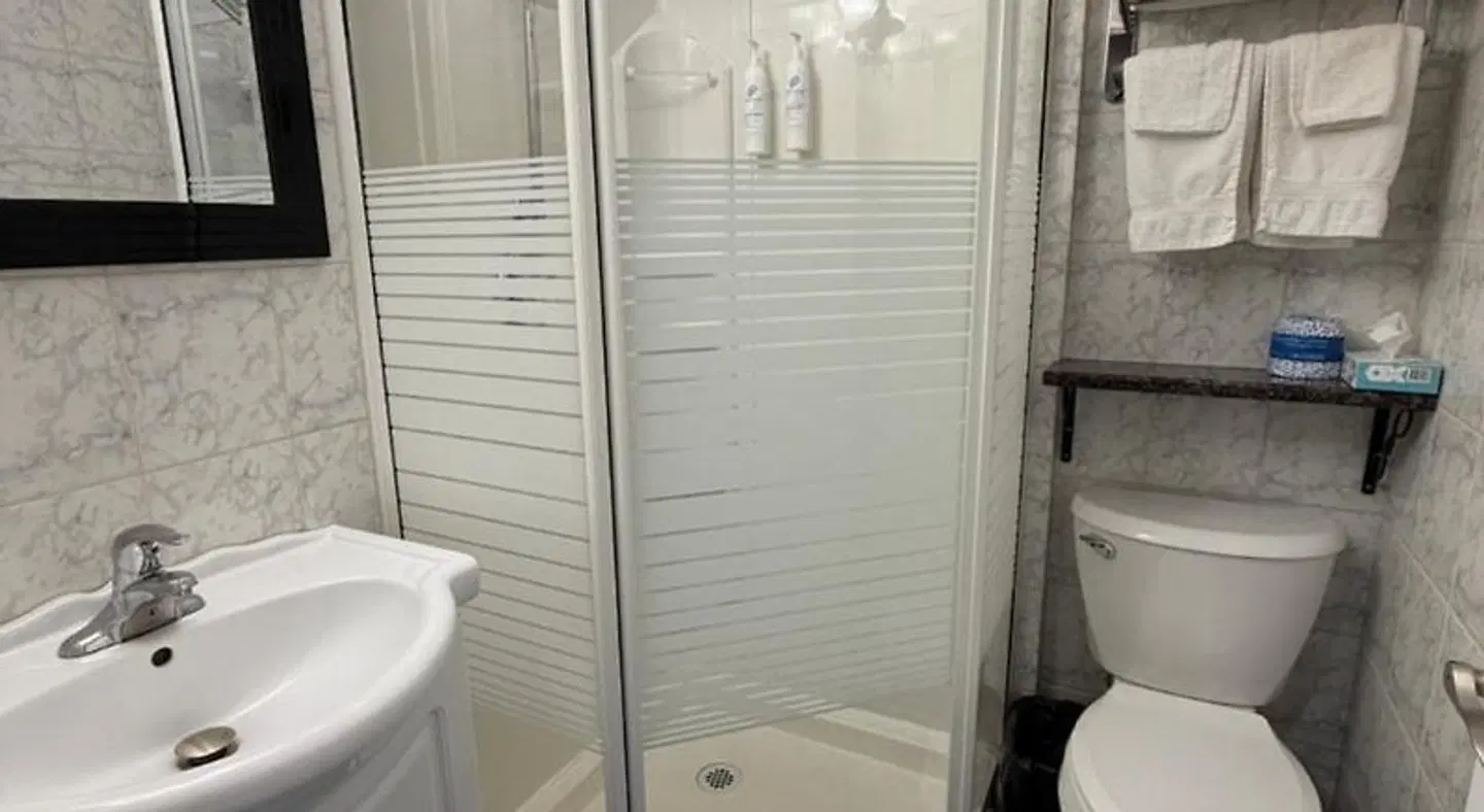 Perth Plaza Motel Badezimmer