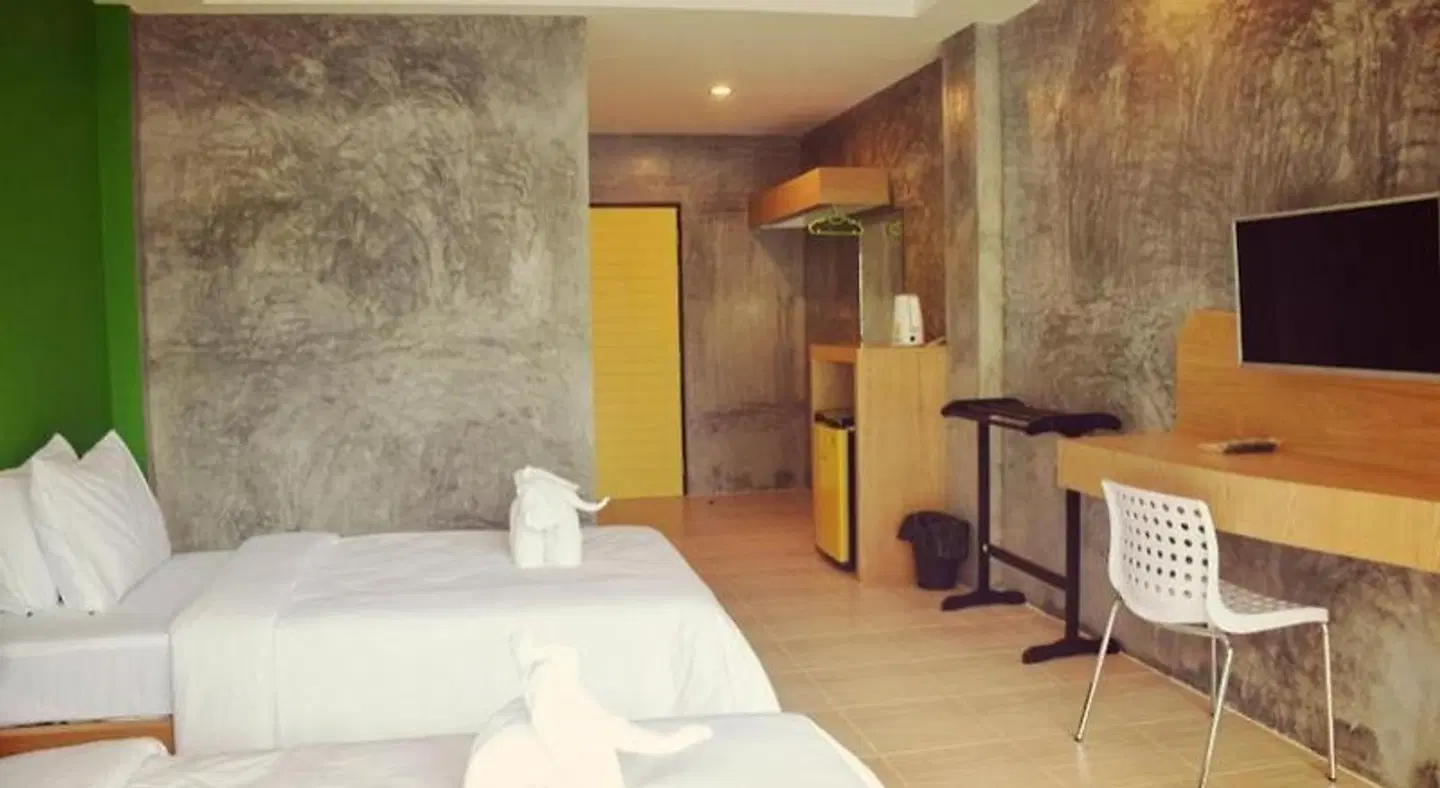 At Home Khaolak HEALTH_BEAUTY