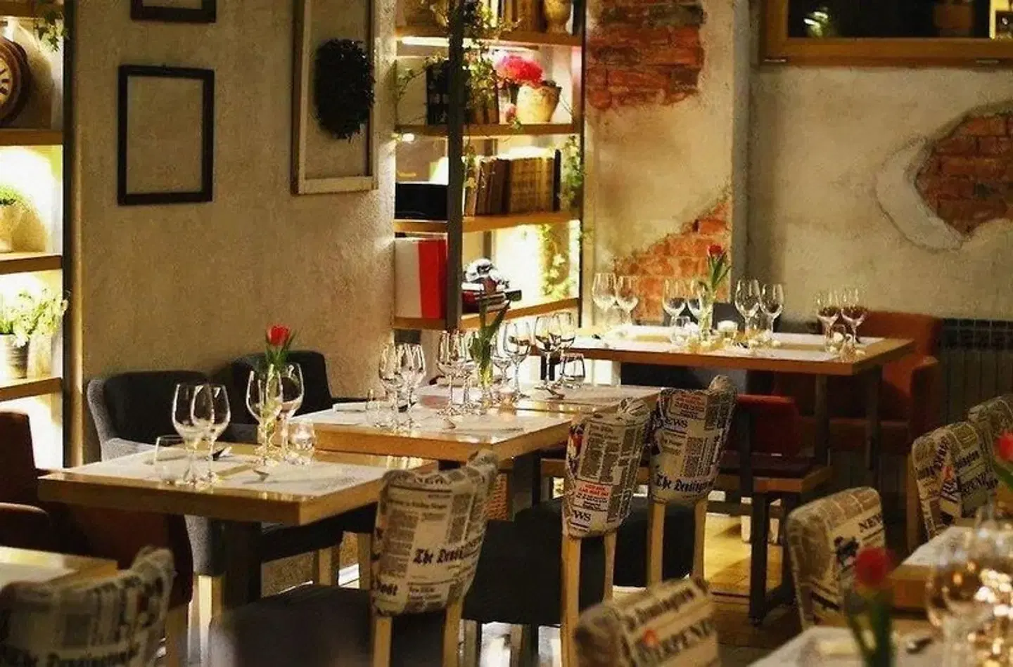 Pod Zidom Rooms Restaurant