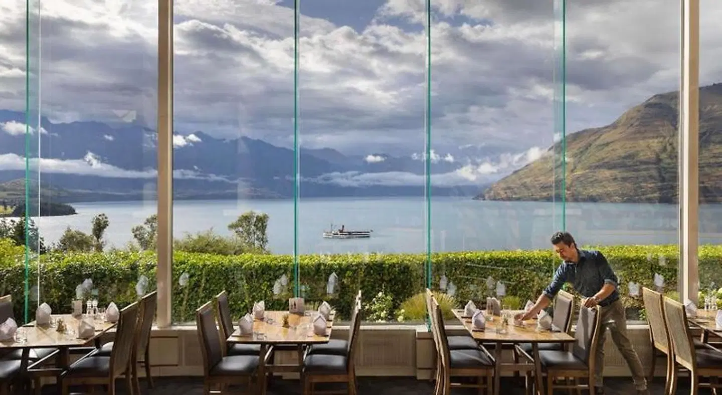 Mercure Queenstown Resort Restaurant