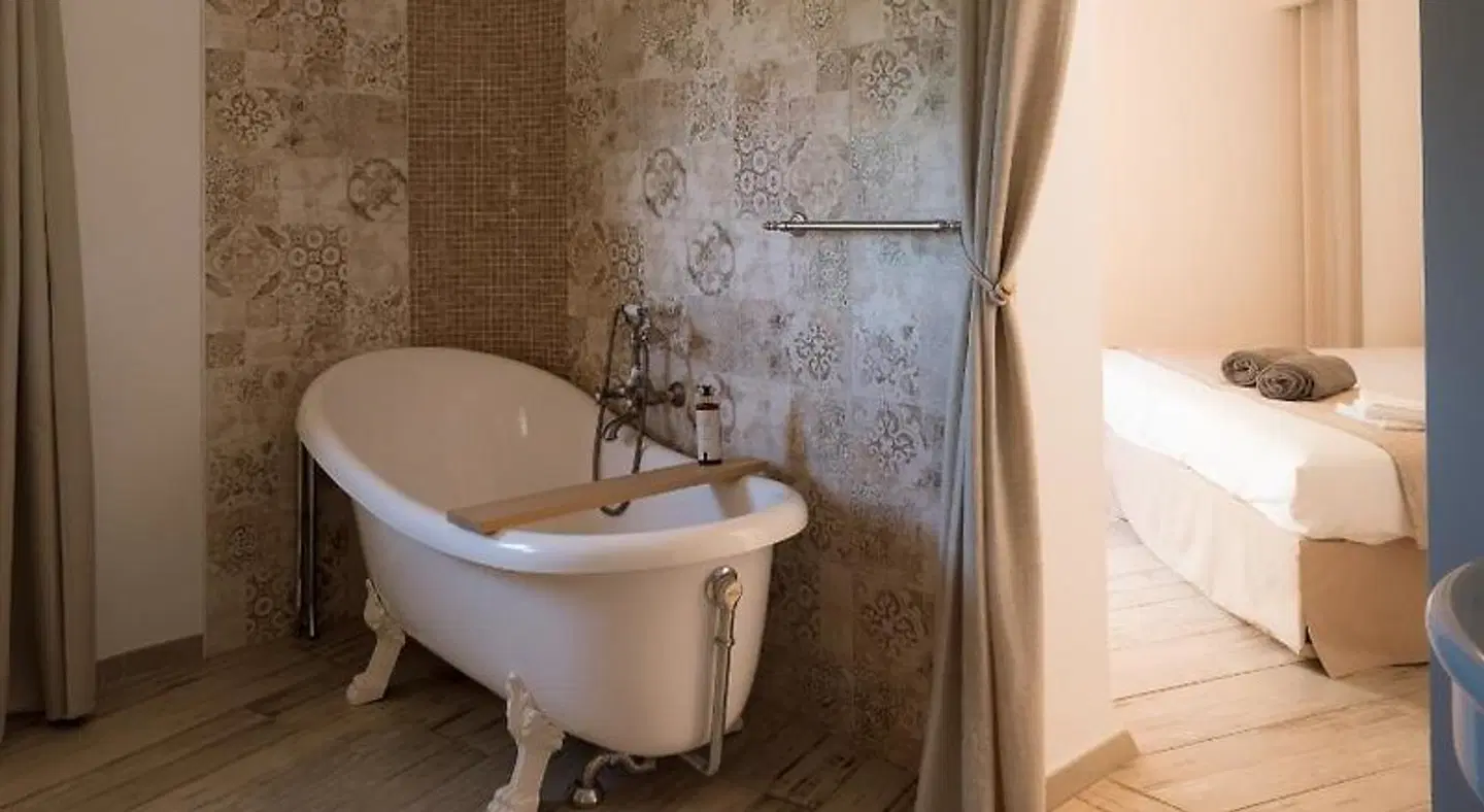 L'Hostellerie du Moulin des Oliviers Badezimmer