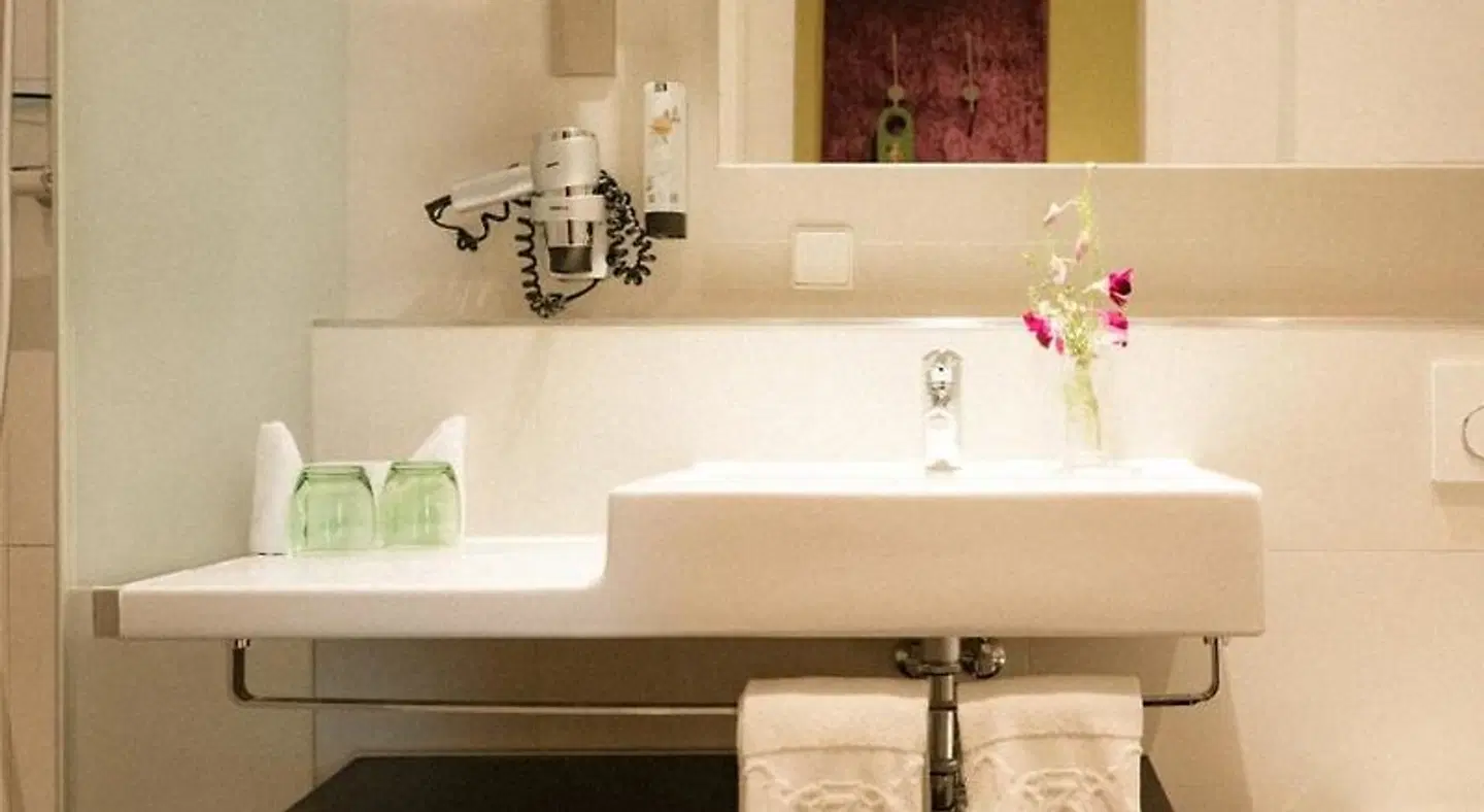 Hotel Capricorno Badezimmer