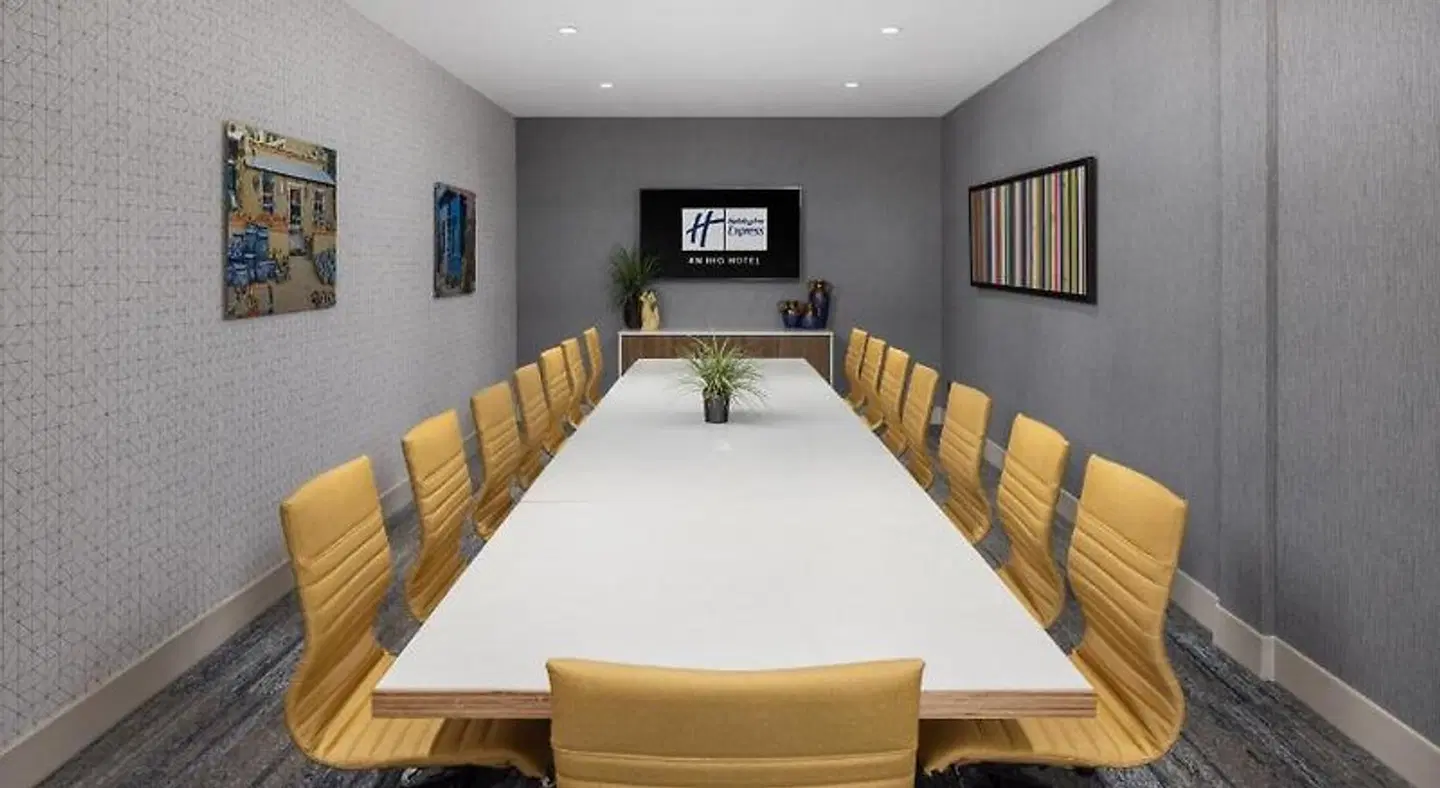 Holiday Inn Express & Suites Phoenix West - Buckeye by IHG Konferenz