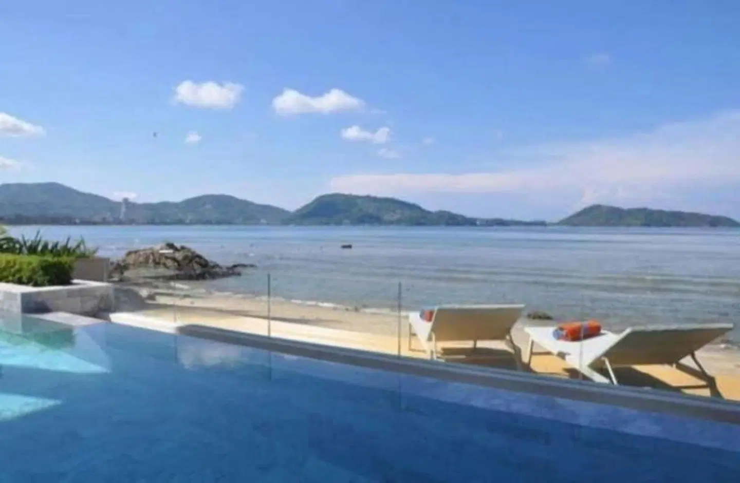 BB Patong Beach House OUTDOOR_POOL