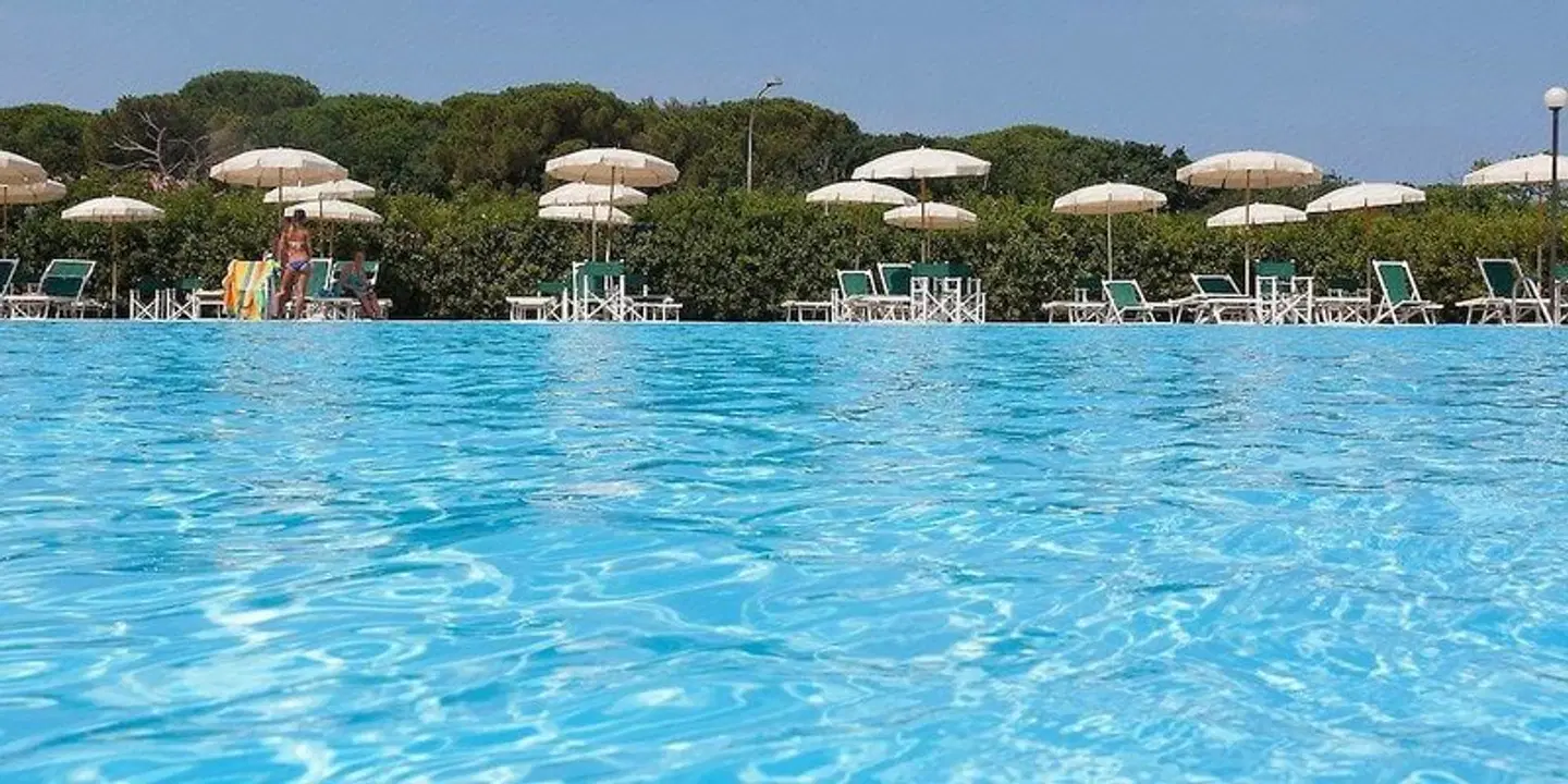 Residenze Santa Costanza OUTDOOR_POOL