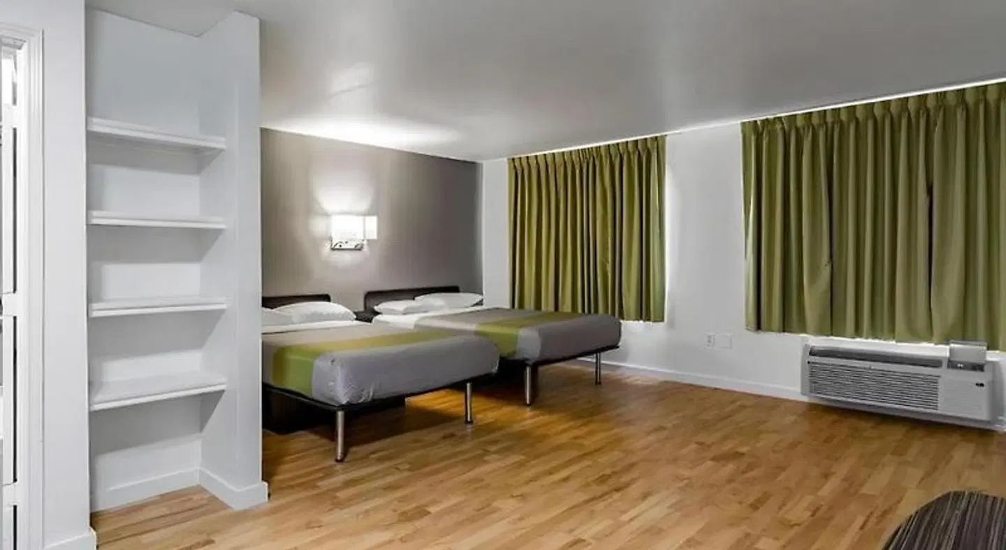 Studio 6 Dallas, TX ROOM_EXAMPLE