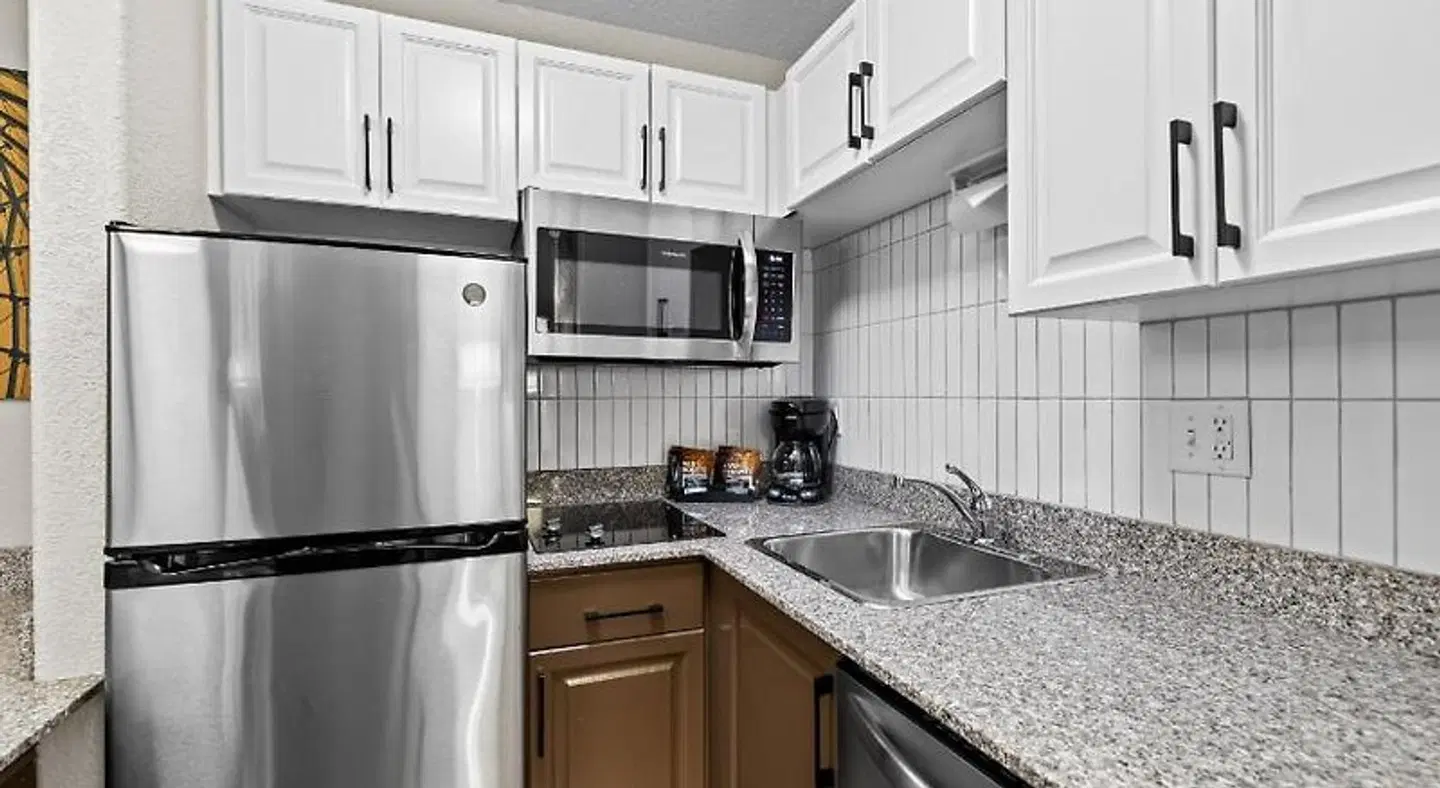 Staybridge Suites Calgary Airport by IHG ROOM_EXAMPLE