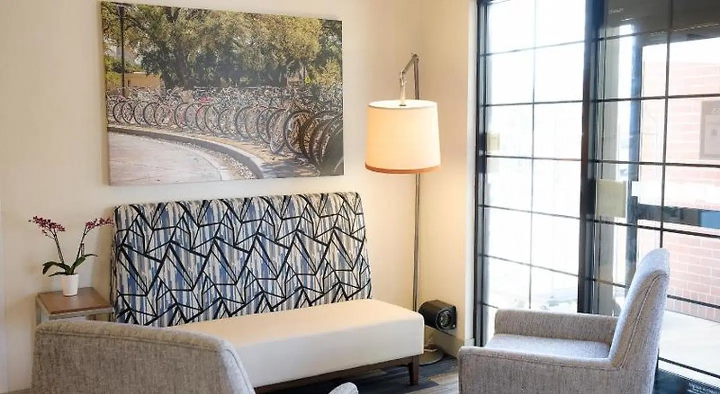 Holiday Inn Express & Suites Davis - University Area by IHG ROOM_EXAMPLE