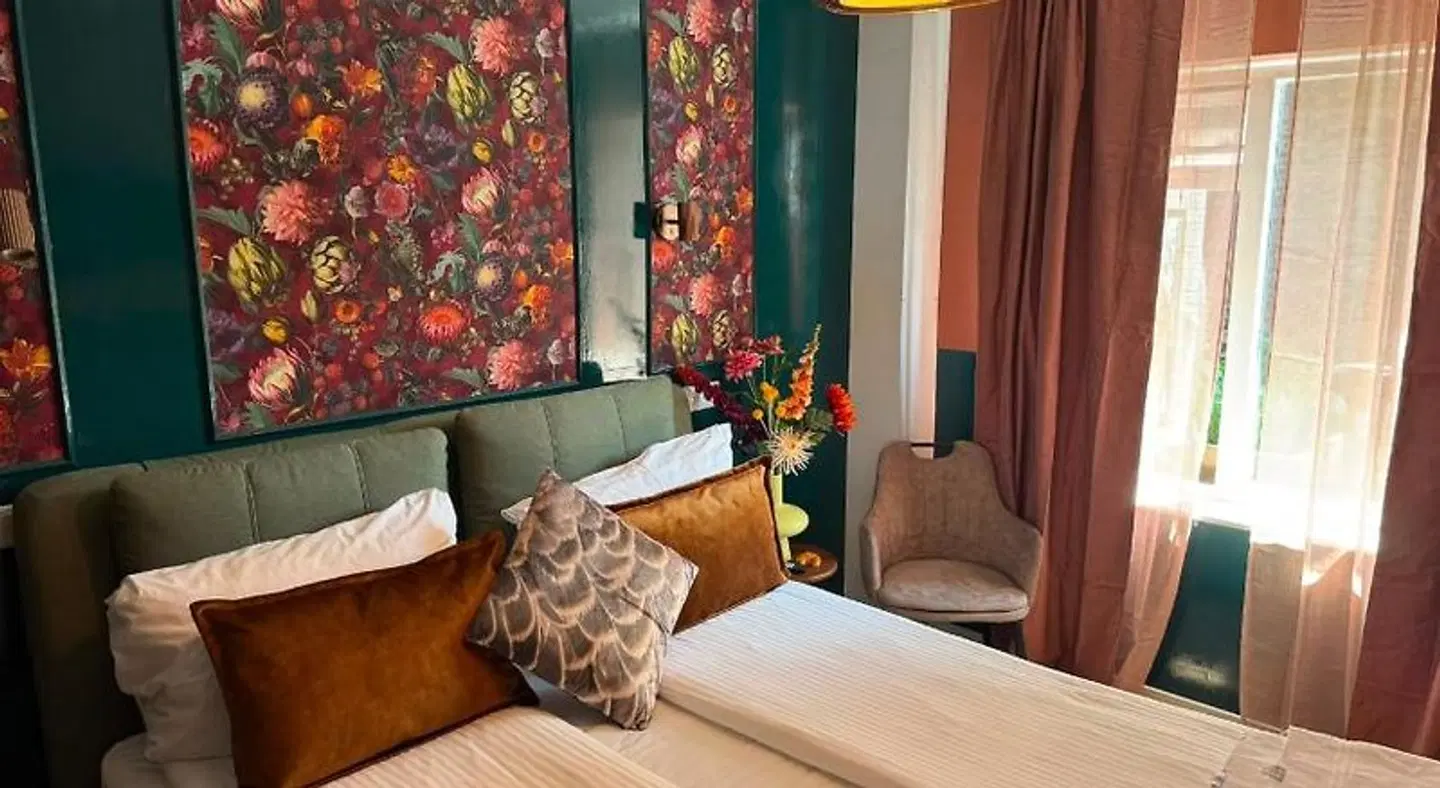 Amadeus ROOM_EXAMPLE