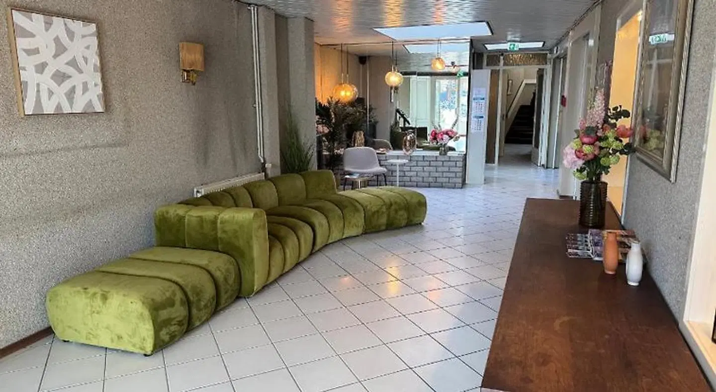Mayflower LOUNGE_LOBBY