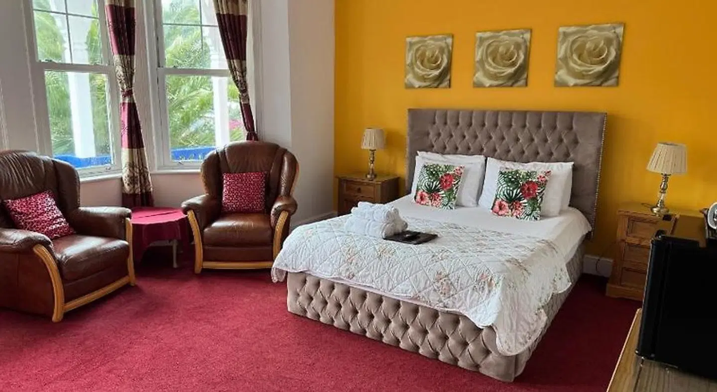 Hudson ROOM_EXAMPLE