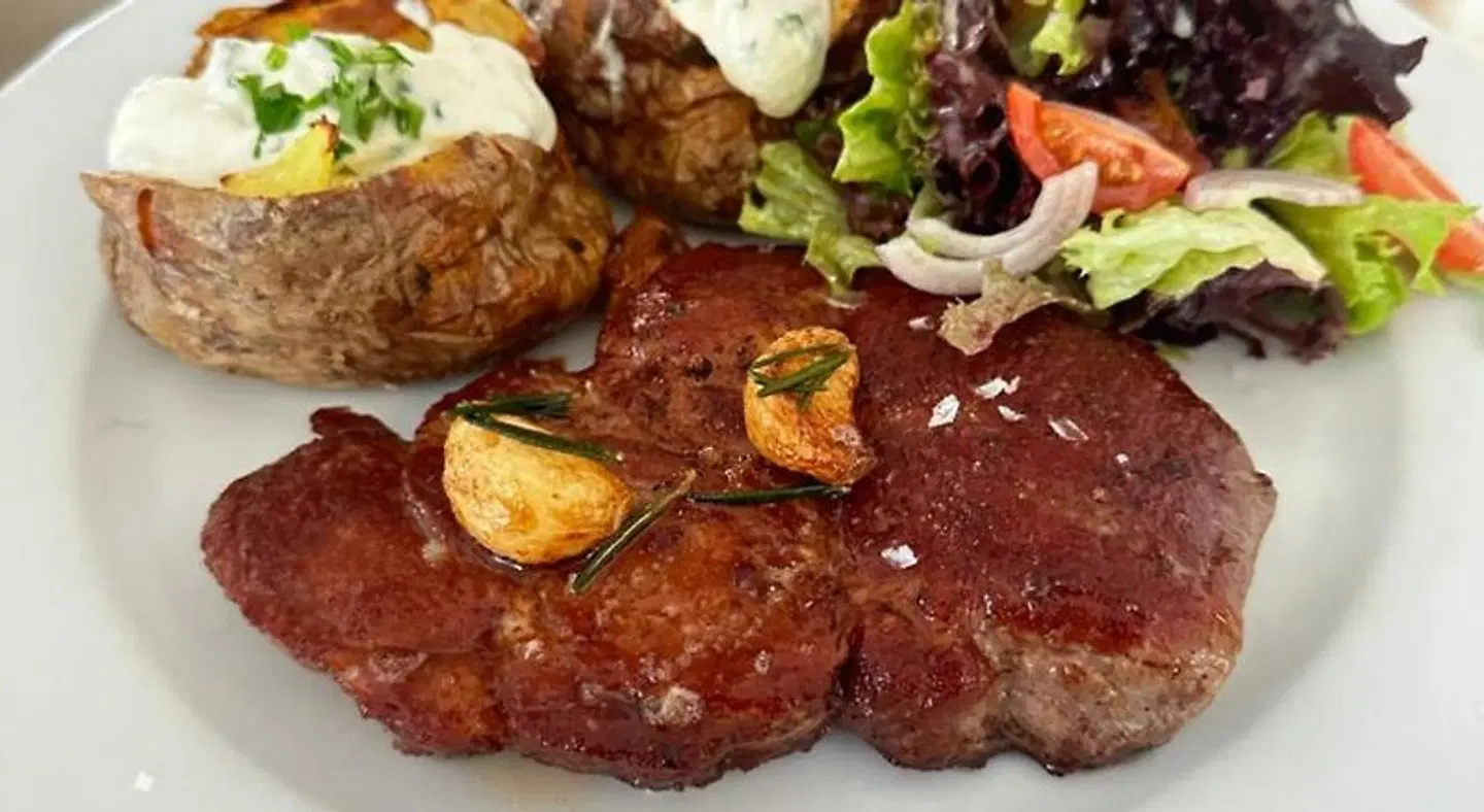 Praha Restaurant