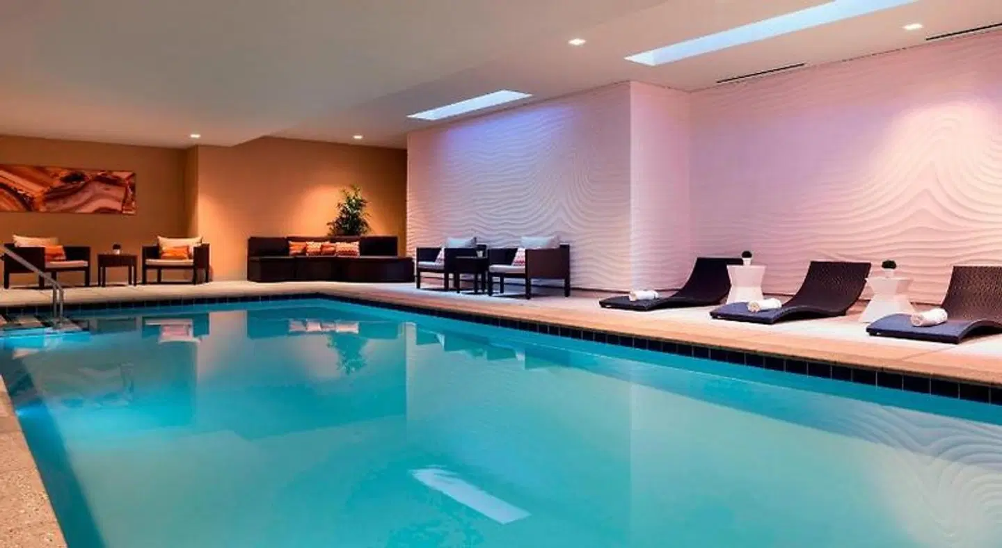 Residence Inn Phoenix Downtown Hallenbad