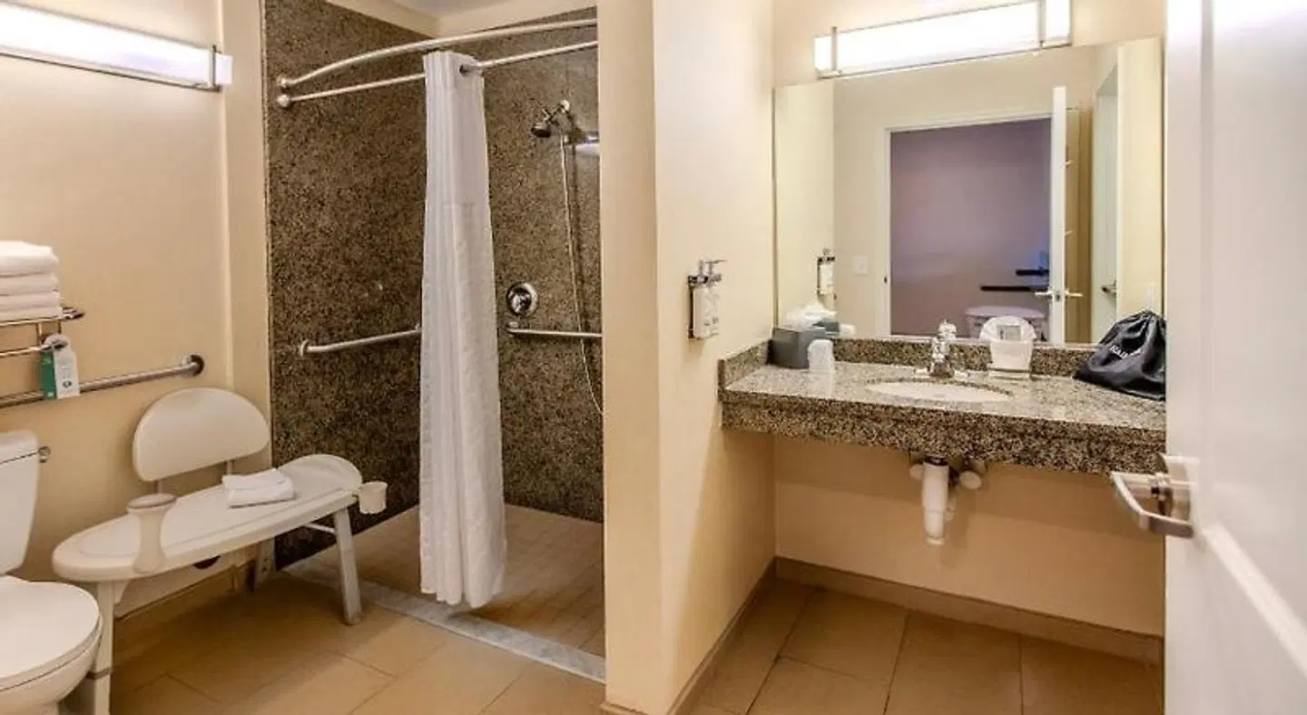 Holiday Inn Hotel & Suites Scottsdale North- Airpark Badezimmer
